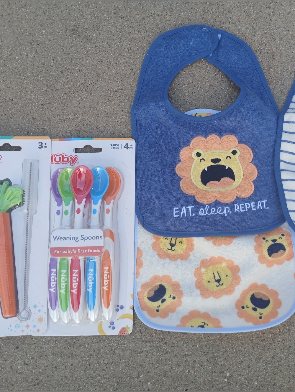 NUBY Teething Carrot + Weaning Spoons + 4 Baby Eureka Bibs Set